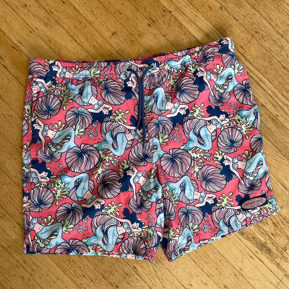 Vineyard Vines mermaid swim trunks size small